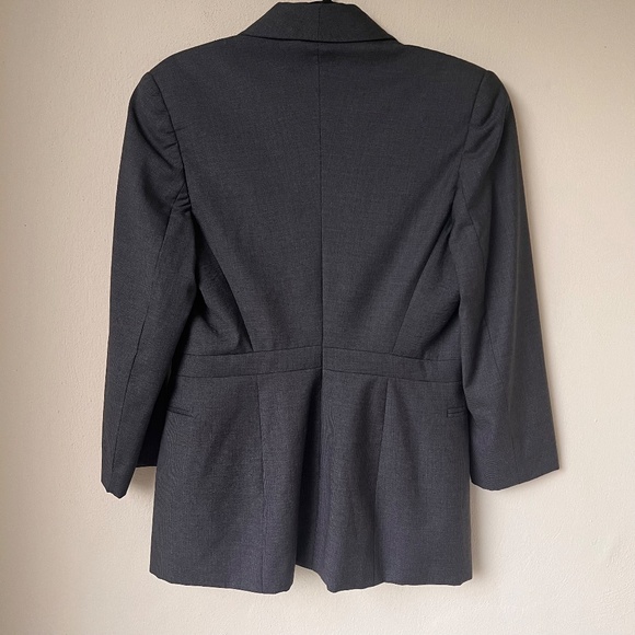 Giorgio Armani Le Collezioni Womens 100% Wool Gray  Blazer Coat Sz 12 - Picture 2 of 12